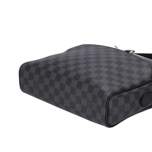 55072 2 Louis Vuitton Dayton Graphite