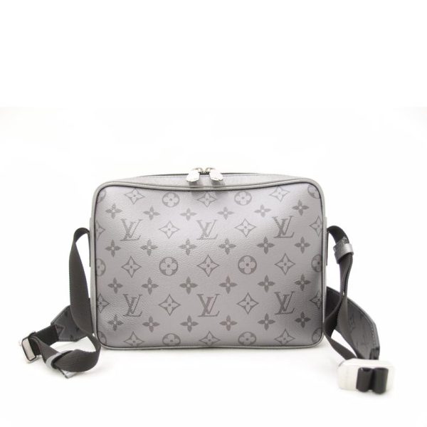 55147 2 Louis Vuitton Tigarama Outdoor Messenger Bag Silver