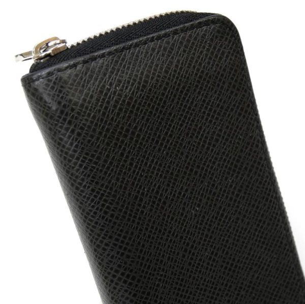 55600 5 Louis Vuitton Zippy Coin Purse Taiga Black