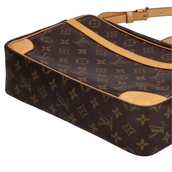 55826 3 Louis Vuitton Trocadero 30 Monogram