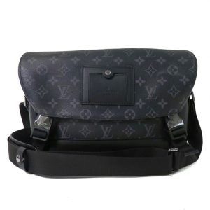 57850 1 Chanel Shoulder Bag Travel Line Pochette