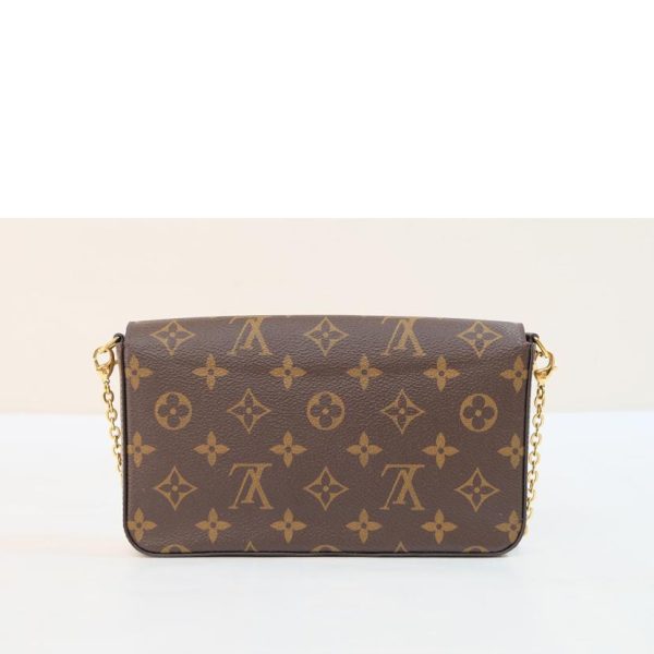 59561 2 Louis Vuitton Pochette Felice Monogram Fuchsia