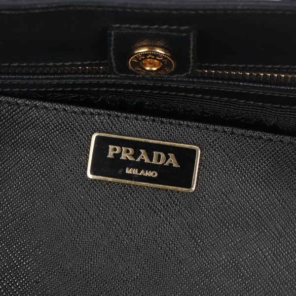 5prd16 00023 10 Prada Saffiano Handbag 2way Shoulder Black White