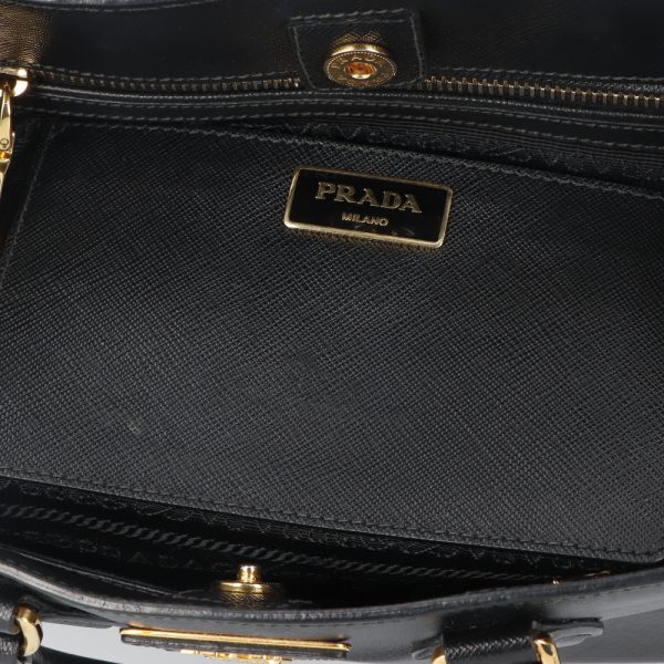 5prd16 00023 17 Prada Saffiano Handbag 2way Shoulder Black White