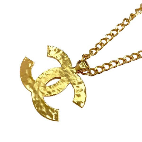 6241 2 Chanel Coco Mark Pendant Necklace Gold Black