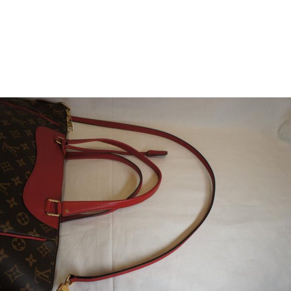 63862 4 Louis Vuitton Estrella MM