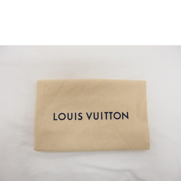 65979 9 Louis Vuitton Discovery Monogram Bum Bag Black