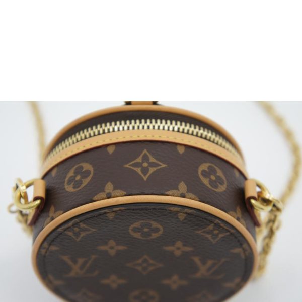 66071 6 Louis Vuitton Boite Chapeau Necklace Monogram Brown