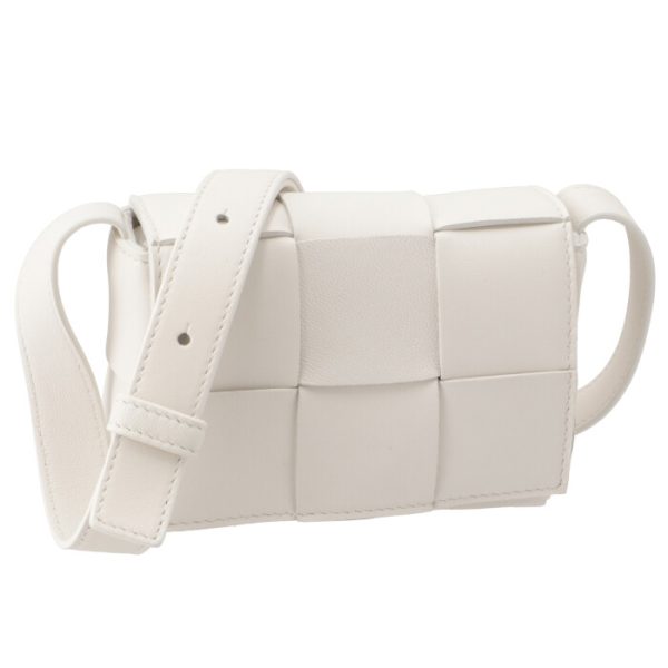 666688vmay19009 Bottega Veneta Cassette Candy Shoulder Bag White