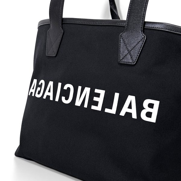 692068 2 9 Balenciaga Mirror Logo Tote Bag Leather Black