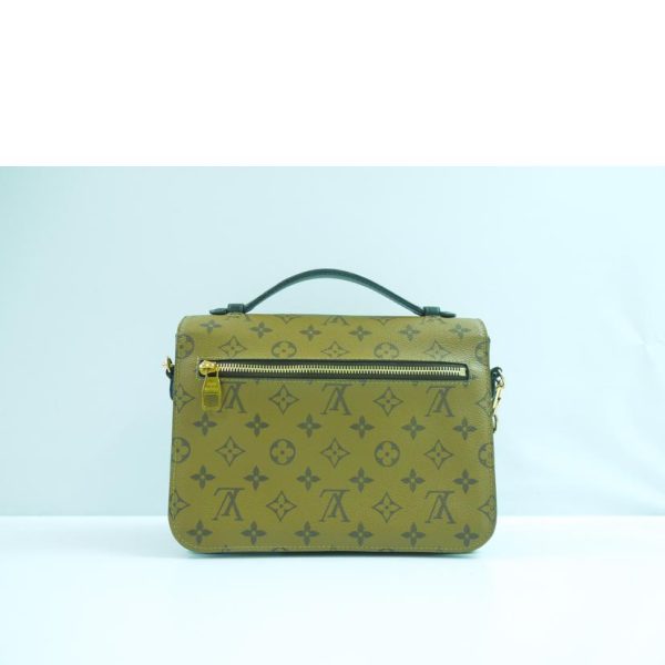 69376 2 Louis Vuitton Pochette Metis Mm Monogram Brown