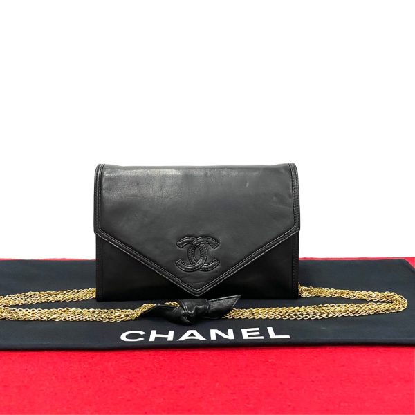 6sba a2907694 1 Chanel Lambskin Chain Mini Shoulder Bag Black