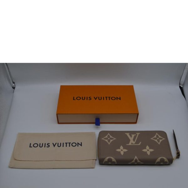 70144 5 Louis Vuitton Zippy Wallet Empreinte Creme