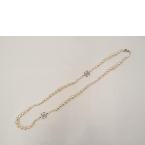 73697 3 Chanel Cocomark Fake Pearl Necklace White