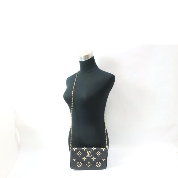 75850 9 Louis Vuitton Empreinte Pochette Chain Shoulder Bag Black