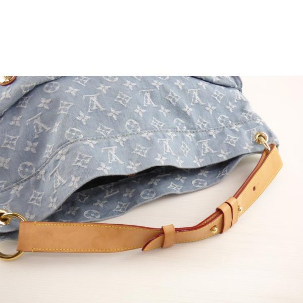 77178 4 Louis Vuitton Daily Blue