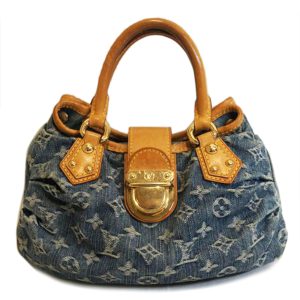 78636 1 CHANEL Chain Shoulder Bag Patent Blue