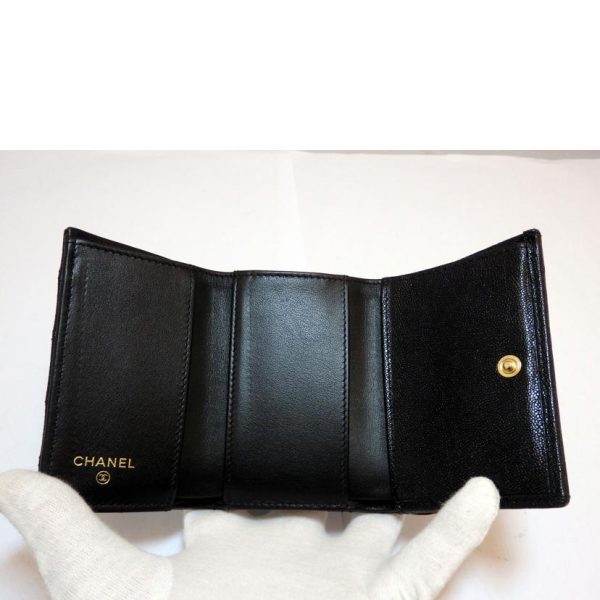 79085 07 Chanel Boy Chanel Compact Wallet Black