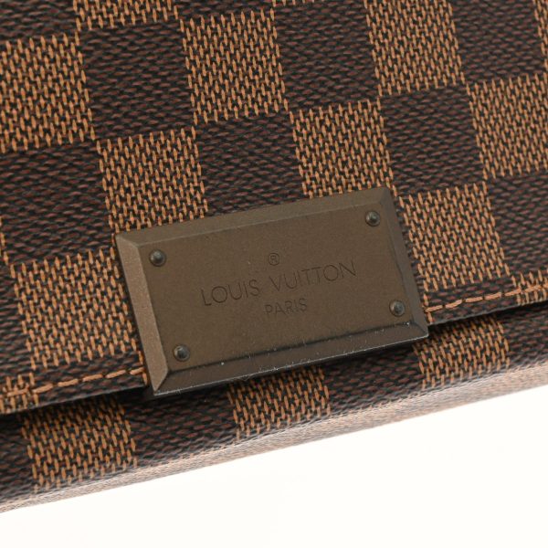 800000122524000 7 Louis Vuitton District Mm Shoulder Bag Monogram Brown