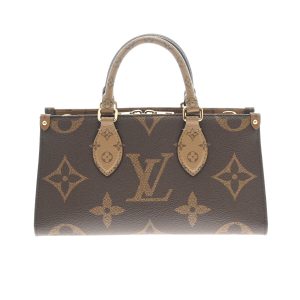 800000123843000 1 Louis Vuitton Looping MM Shoulder Bag Monogram Brown