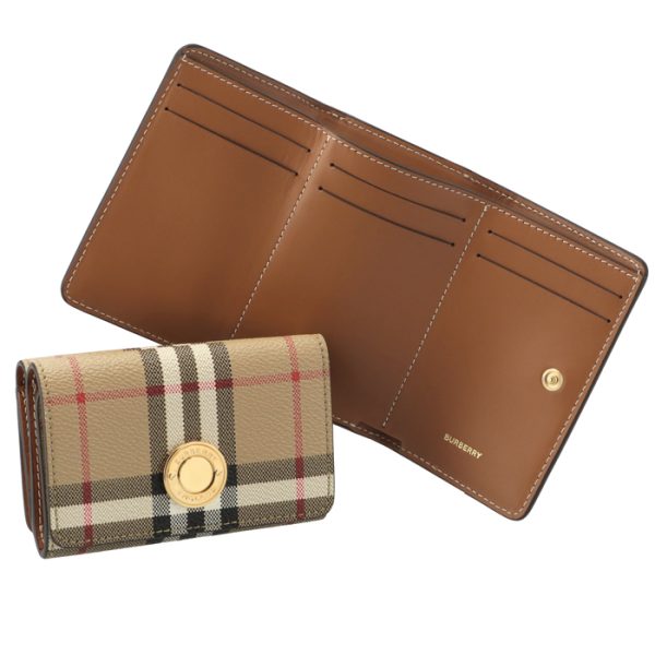 8070416 Burberry Vintage Check Small Trifold Wallet Brown