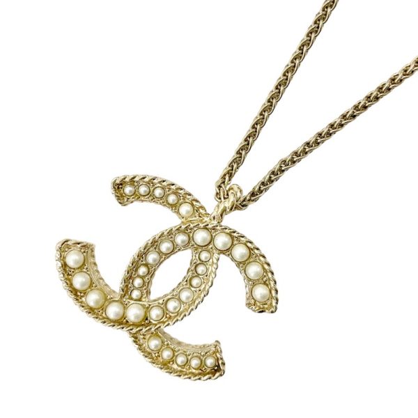 8090 0 Chanel GP Coco Mark Pearl Pendant Necklace Gold White