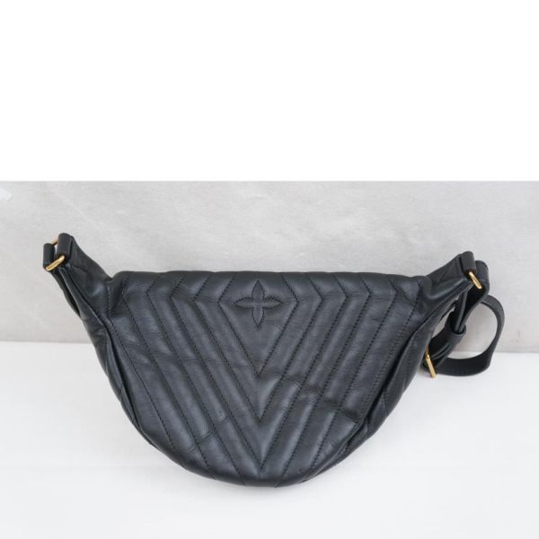 81059 3 Louis Vuitton New Wave Bum Bag