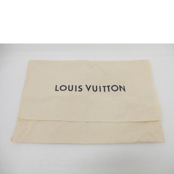 81367 6 Louis Vuitton Lock Me Go Handbag Black