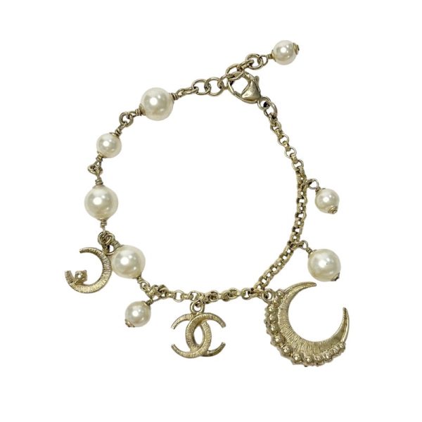 8474 1 Chanel Coco Mark Pearl Moon Rhinestone Bracelet Gold