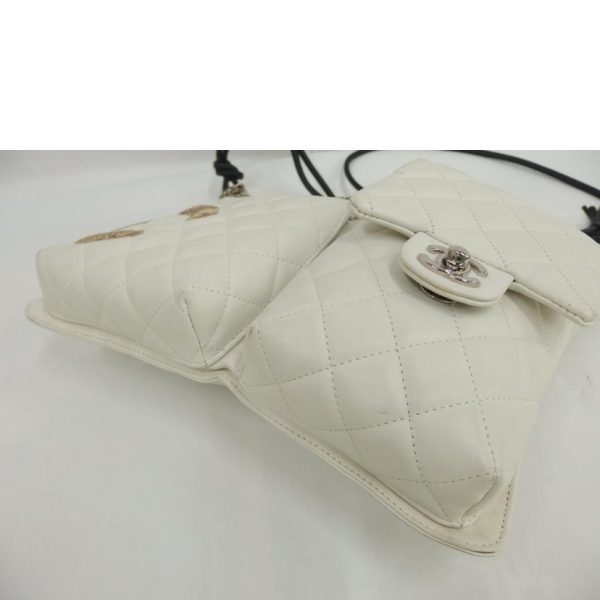 86822 4 Chanel Cambon Line Shoulder Bag White