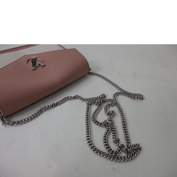 89535 5 Louis Vuitton Pochette Lock Me Chain Rose Valley