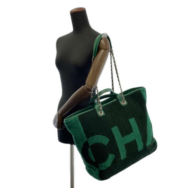 8976994 06 Chanel Deauville Line Logo Mouton Bag Green