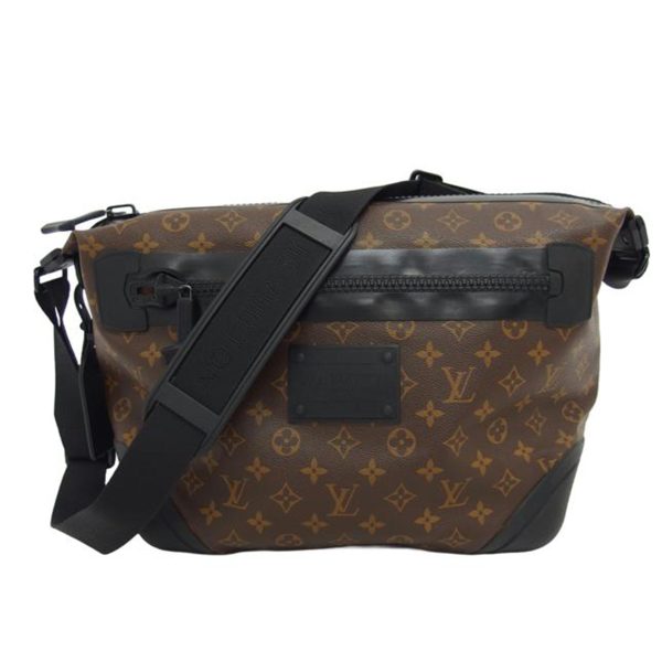 90681 1 Louis Vuitton Waterproof Messenger Monogram Bag Brown