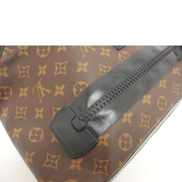 90681 9 Louis Vuitton Waterproof Messenger Monogram Bag Brown