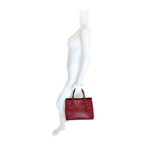 908013002077 9 PRADA Saffiano Handbag Bordeaux Red