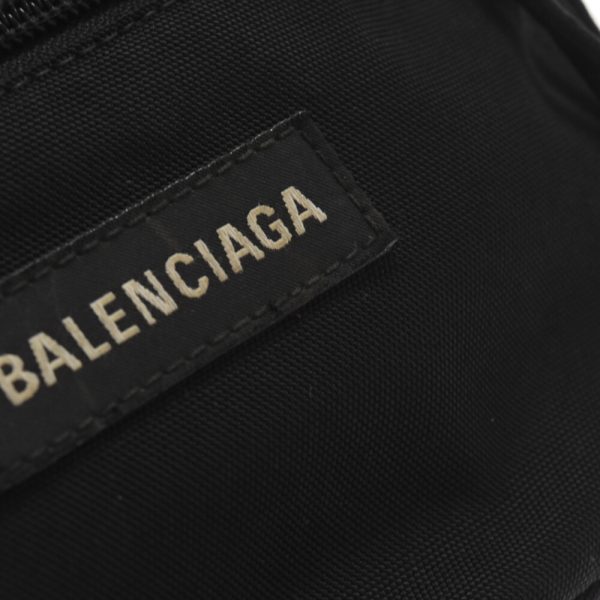 9224f100062 5 BALENCIAGA Logo Waist Bag Leather Black