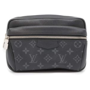 9427129 01 Louis Vuitton Selene PM Shoulder Bag Mahina Black