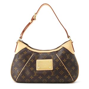 9465077 01 Louis Vuitton Favorite MM Damier Shoulder Bag