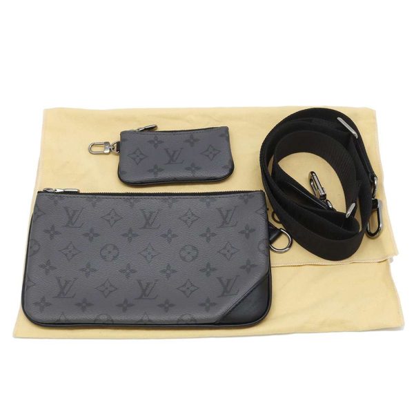 9465251 17 Louis Vuitton Trio Messenger Shoulder Bag Black