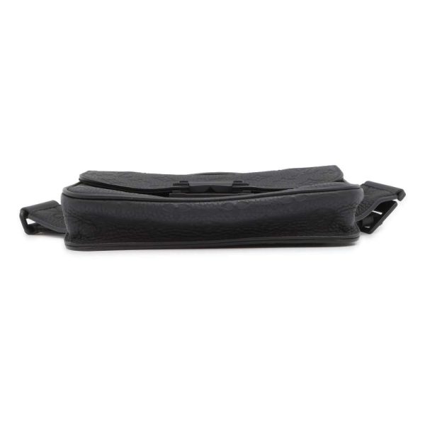 9479432 03 Louis Vuitton S Lock Sling Bag Black