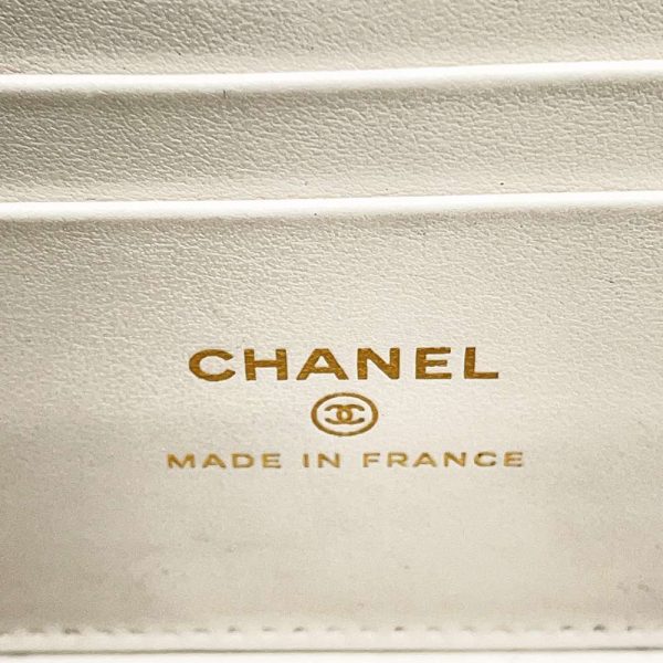 9535749 10 Chanel Chain Coco Mark Matelasse Caviar Skin Shoulder Bag White