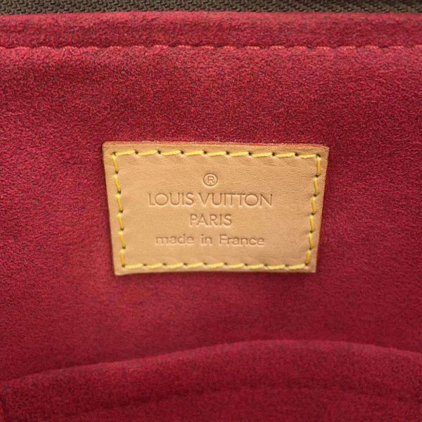 9603226 15 Louis Vuitton Cousin GM Shoulder Bag Red