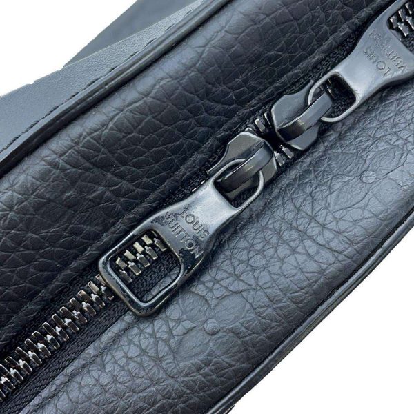 9605602 10 Louis Vuitton Soft Trunk shoulder bag Noir