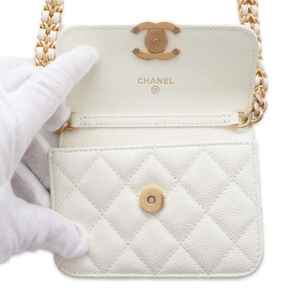 9606920 05 Chanel Chain Shoulder Bag Mini Matelasse Caviar White