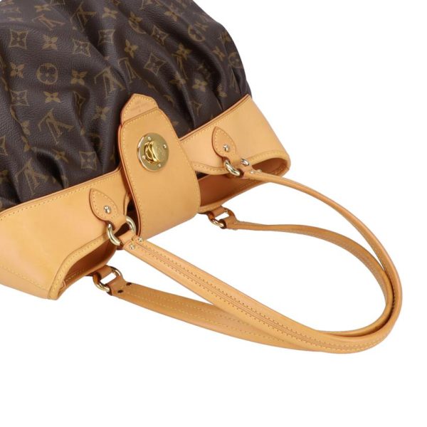 98884 4 Louis Vuitton Monogram Boeshi MM