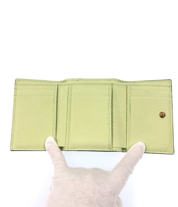 a178400003 3 Gucci Tri fold Wallet Green