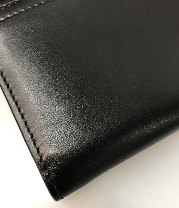 a179981002 7 Burberry London Long Wallet Black