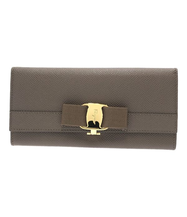 a184529012 1 Salvatore Ferragamo Bi fold Long Wallet Vara Brown