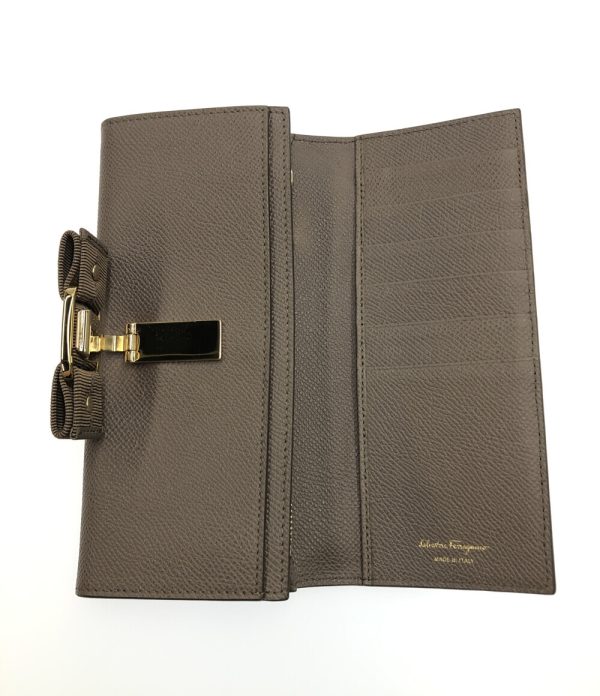 a184529012 3 Salvatore Ferragamo Bi fold Long Wallet Vara Brown