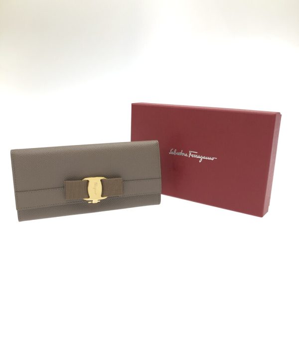 a184529012 8 Salvatore Ferragamo Bi fold Long Wallet Vara Brown